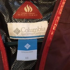 Columbia, lightweight burgundy rain coat